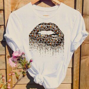 Leopard Print Graphic White Tee